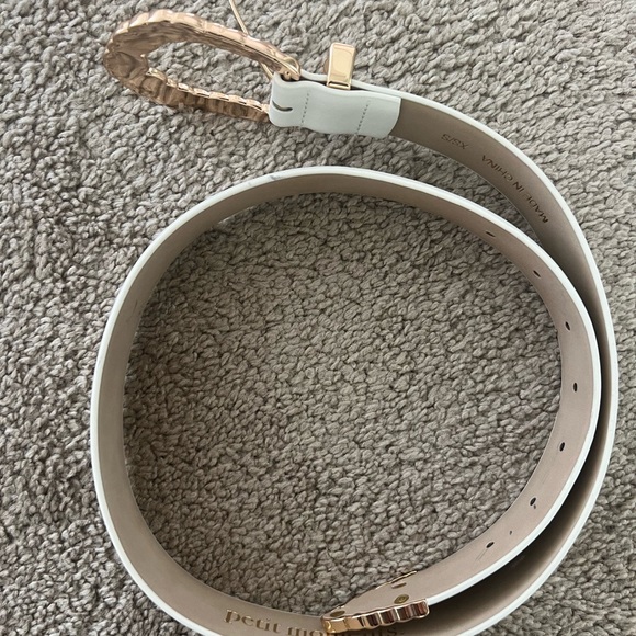 Petit moments modern rodeo belt in white - Picture 4 of 7